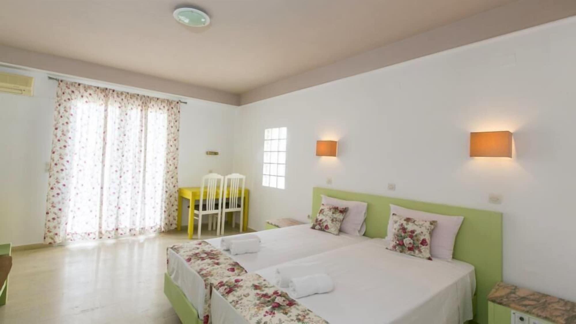 Pelagia Bay Hotel Agia Pelagia Eksteriør billede