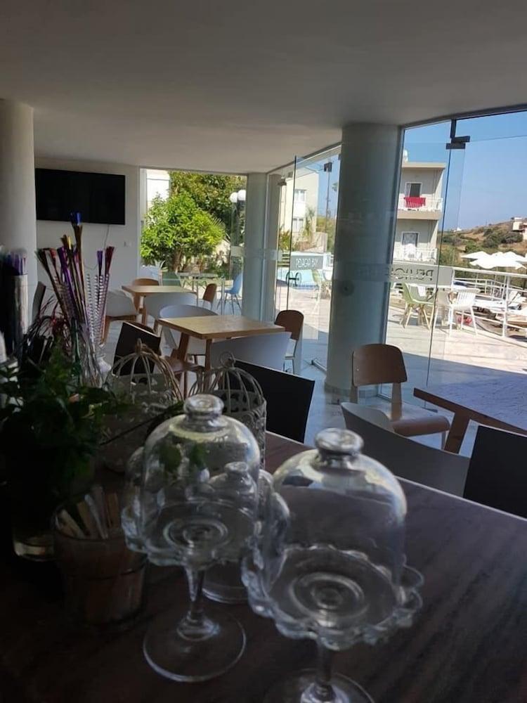 Pelagia Bay Hotel Agia Pelagia Eksteriør billede